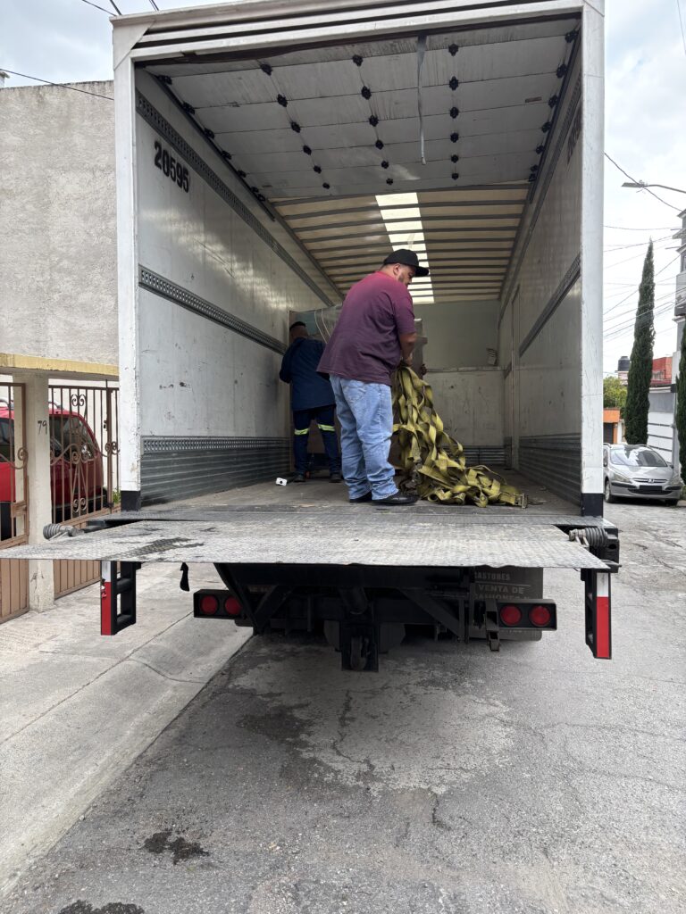 Entrega IMSS clínica 21